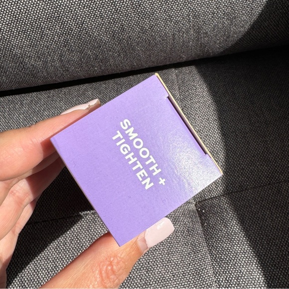 Revolution Gym Booty Serum Smooth & Tighten Skinboost Complex 3.38 fl.oz - Picture 5 of 7